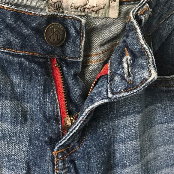 American Rag Jeans Size 7 Regular Womens Straight Leg Medium Distressed Wash - Picture 7 of 12